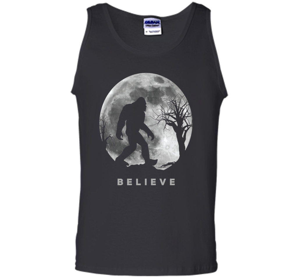 Bigfoot T-shirt Bigfoot Sasquatch Full moon Yeti Funny Shirt