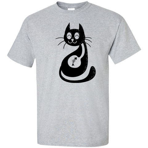 innocent cat t- T-Shirt
