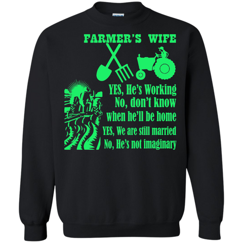 farmer's wife yes he's working no don't know T-Shirt