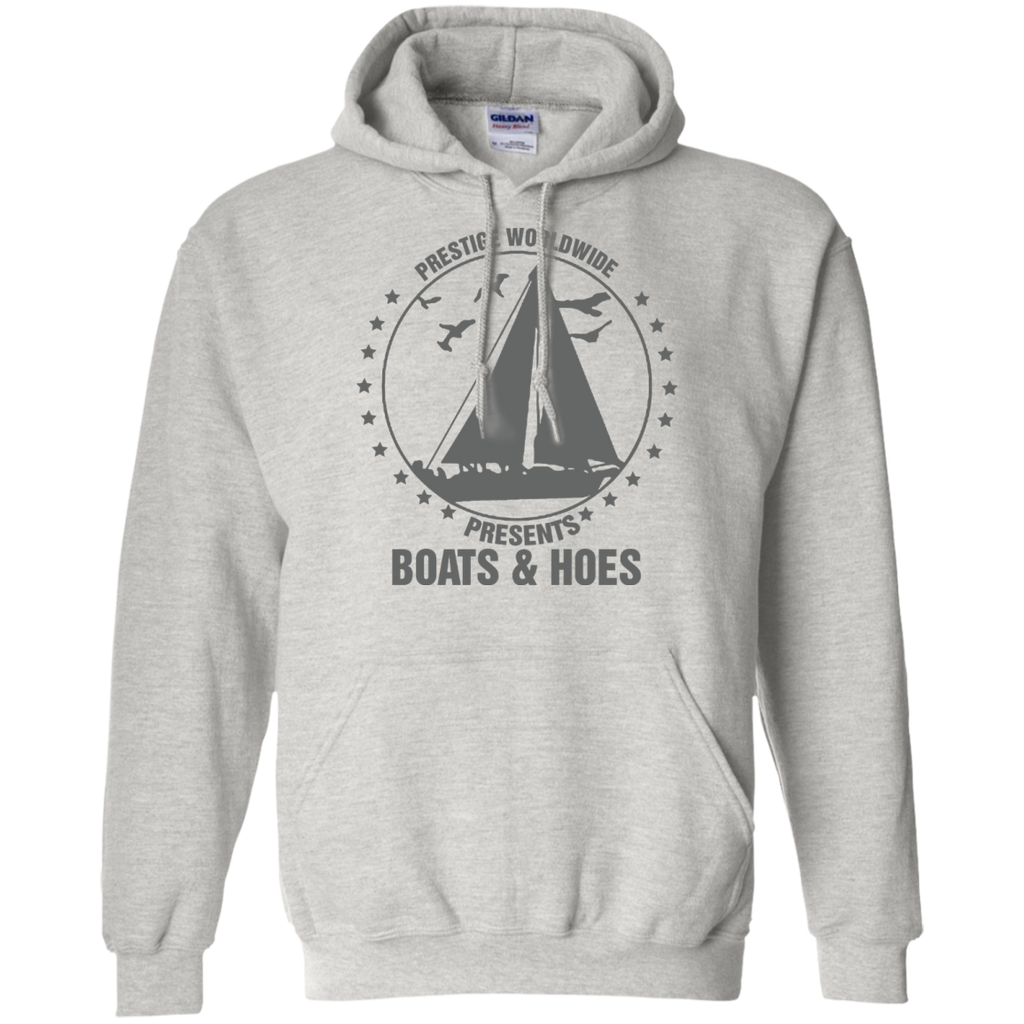 boat & hoes T-Shirt