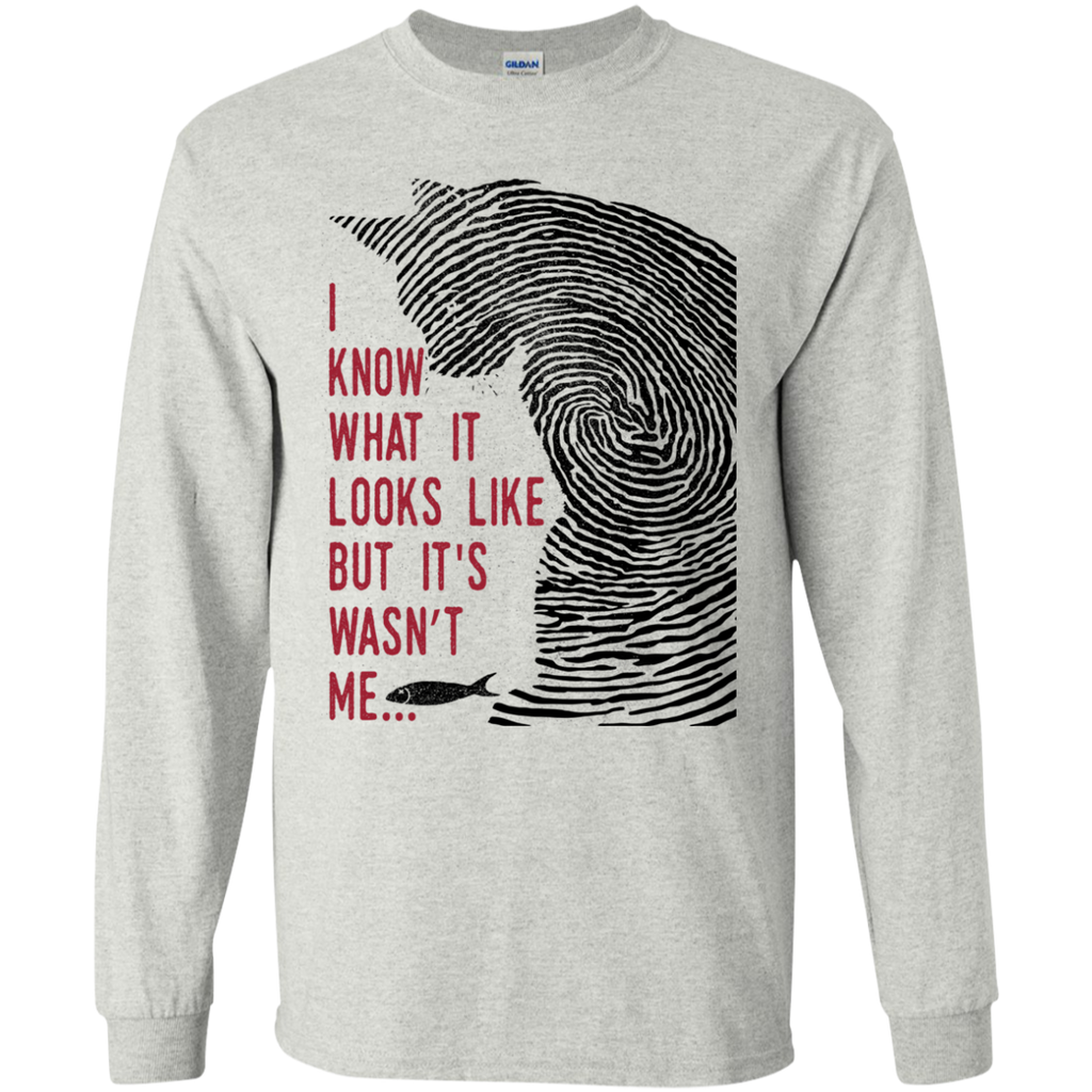 blackmailed cat t- T-Shirt