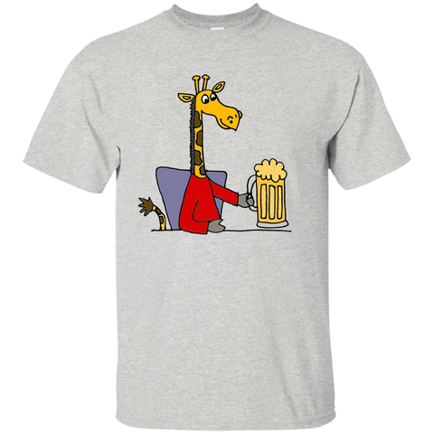 funny cool giraffe drinking tall mug of beer T-Shirt
