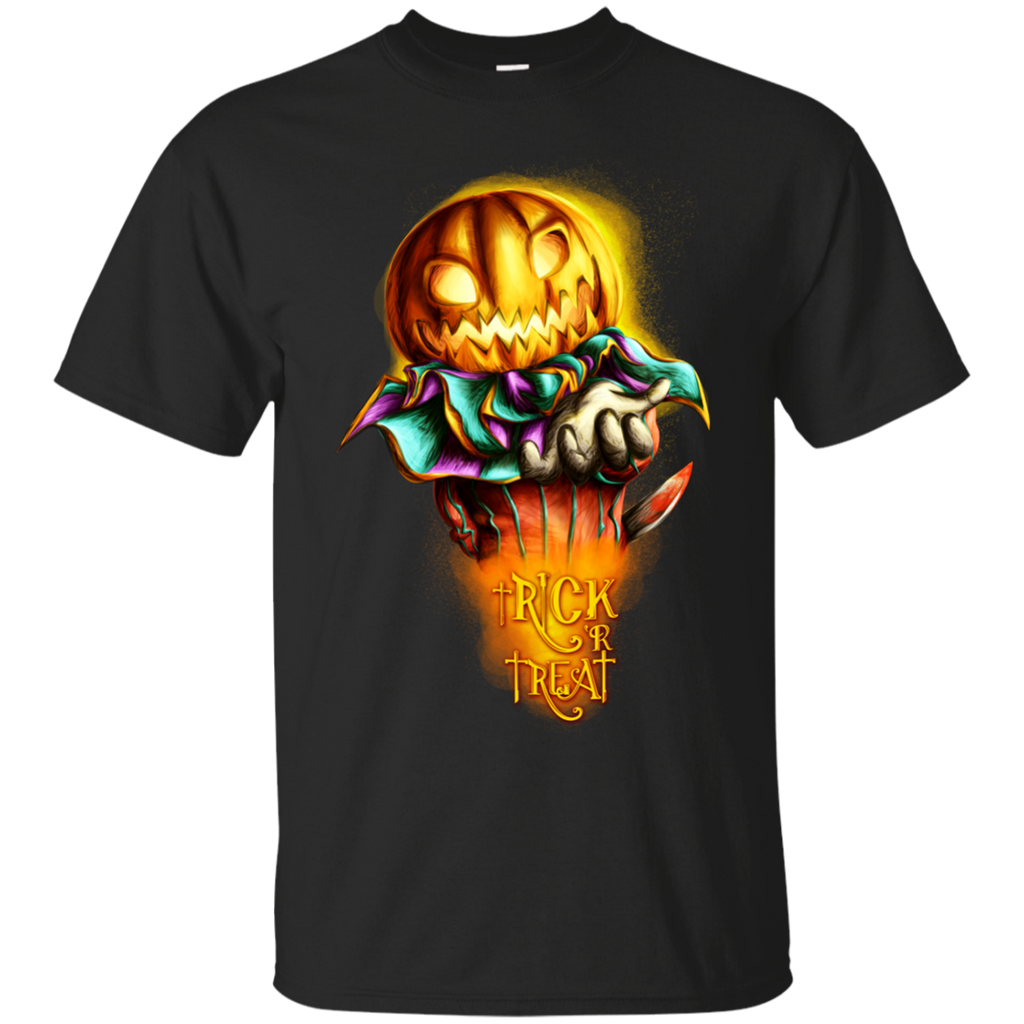 jack is coming to town halloween T-Shirt