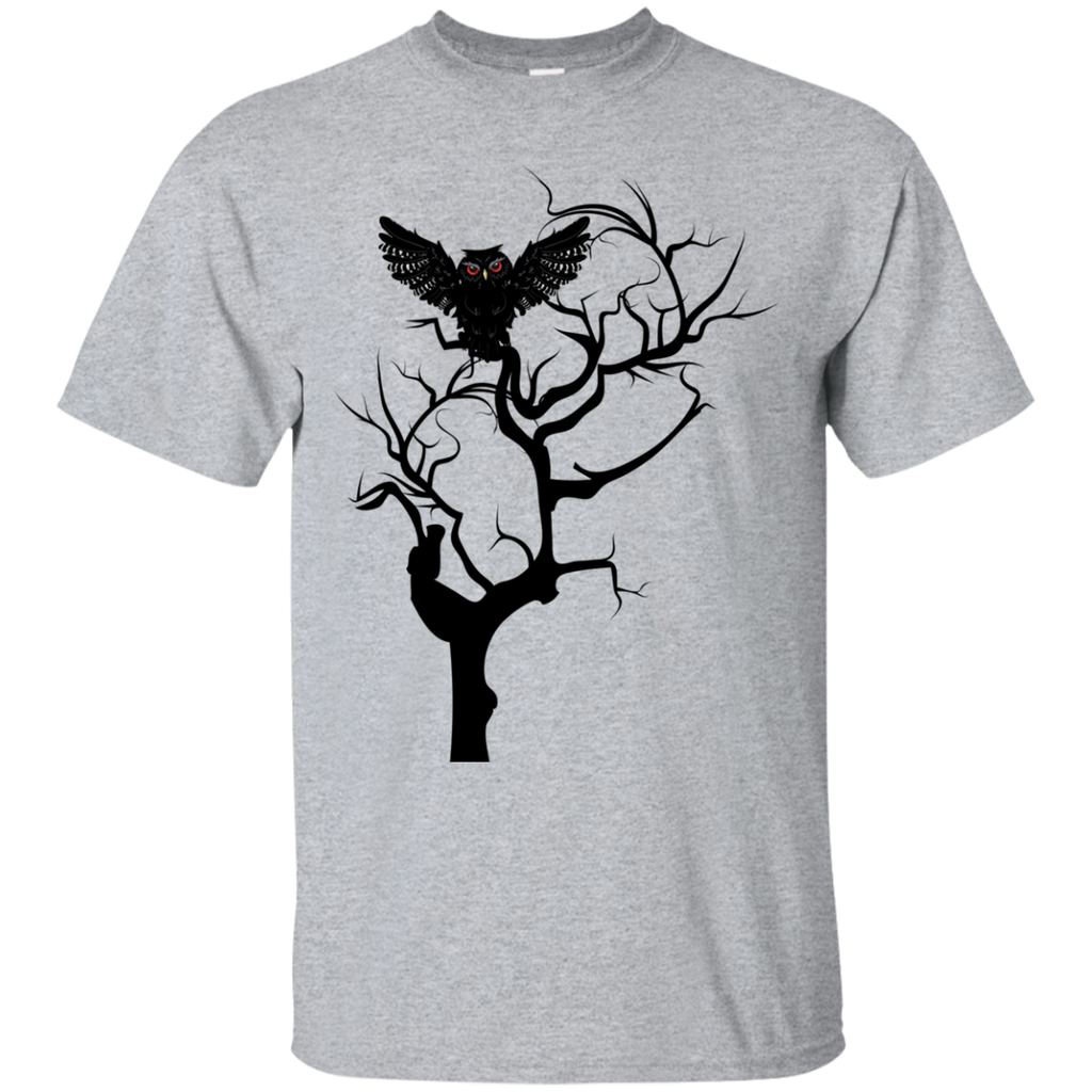 black owl with red eyes on tree sweatshirt T-Shirt