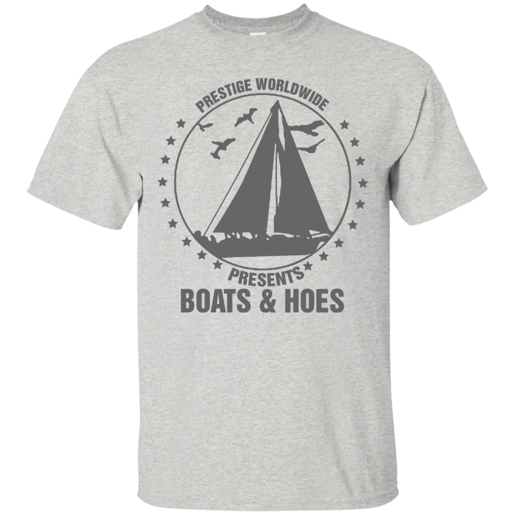 boat & hoes T-Shirt