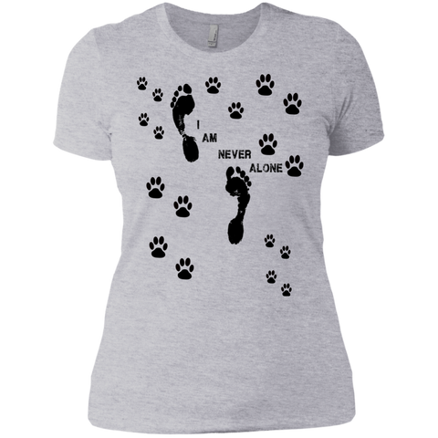 footprints i am never alone T-Shirt