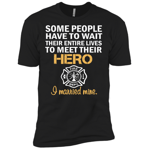 firefighter's wife matching family T-Shirt