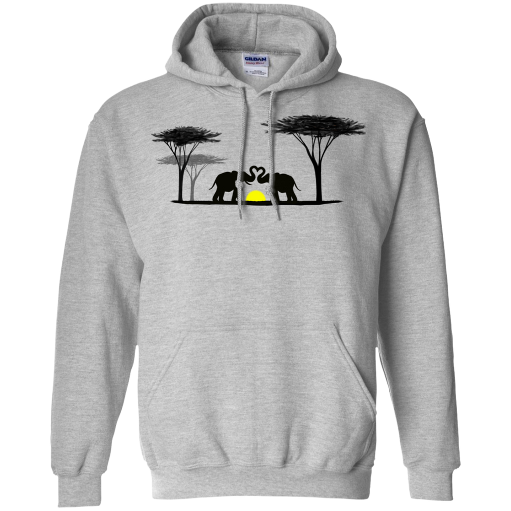 elephant love sunset sweatshirt T-Shirt