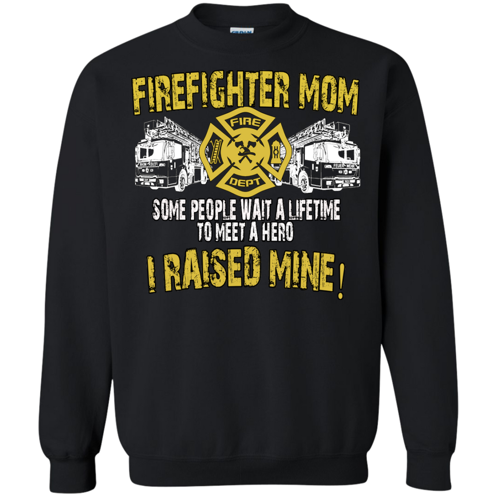 firefighter mom some people wait to meet a hero T-Shirt