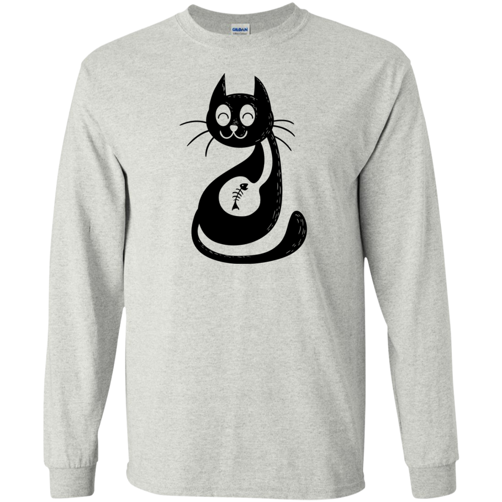 innocent cat t- T-Shirt