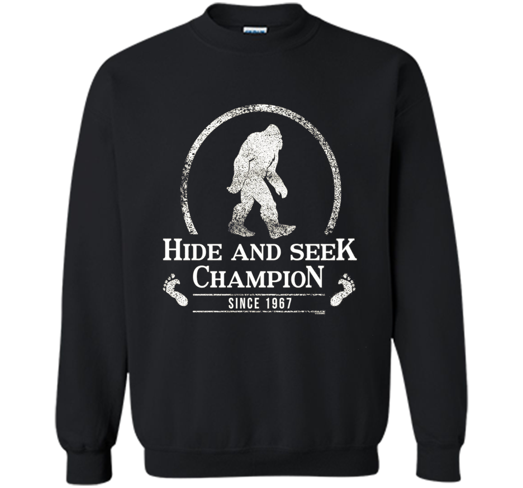 Hide & Seek Champion Since 1967 T-shirt Funny Bigfoot Gift