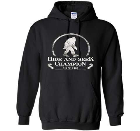 Hide & Seek Champion Since 1967 T-shirt Funny Bigfoot Gift